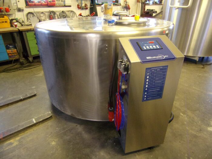 Alois Huber Landtechnik GmbH gebrauchter Milchkühltank